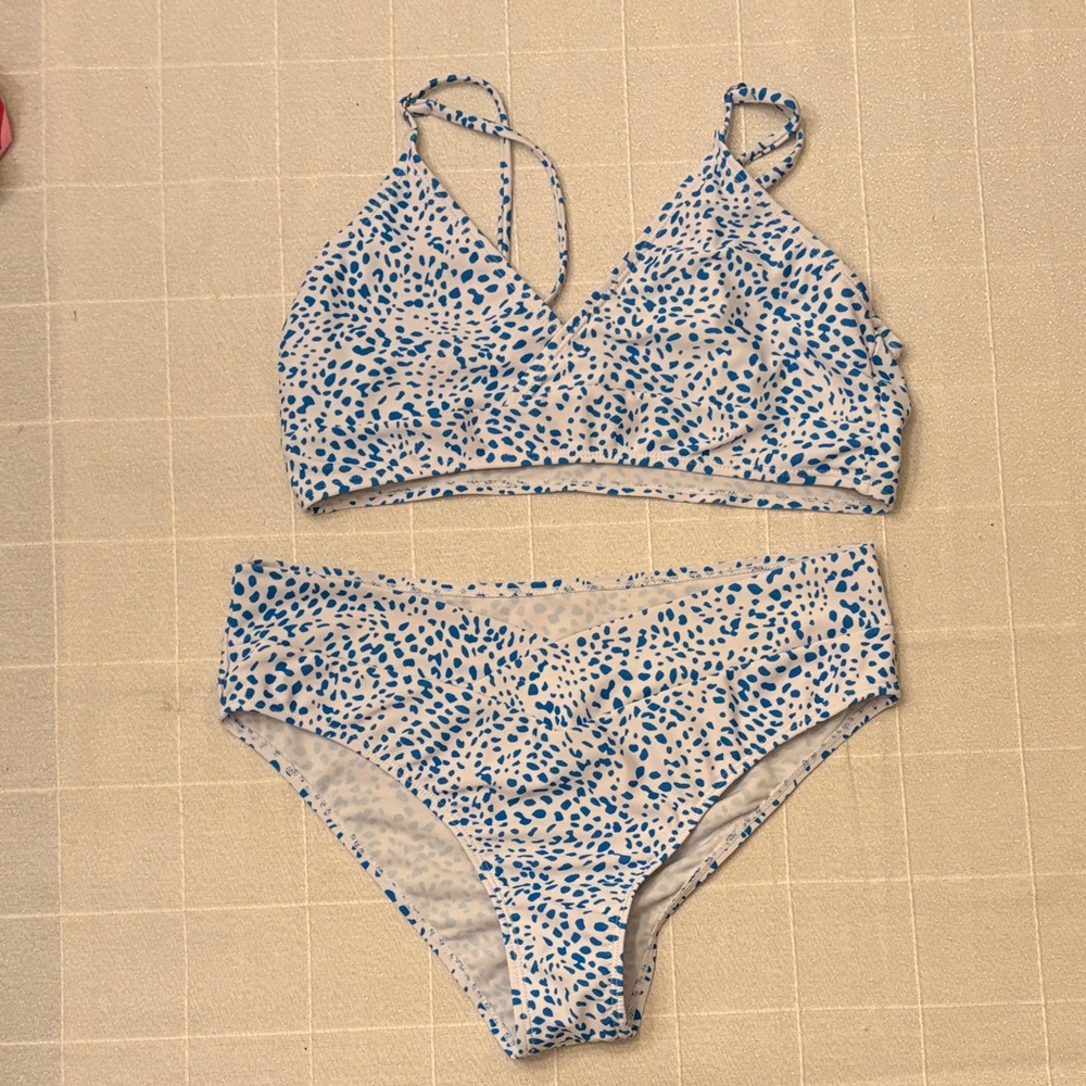 SHEIN Blue and White Patterned Bikini
